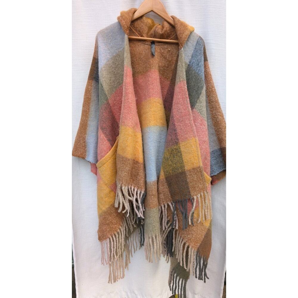 Lane Bryant Women's Open Front Hooded Poncho One Size Buffalo Check Cozy Relaxed